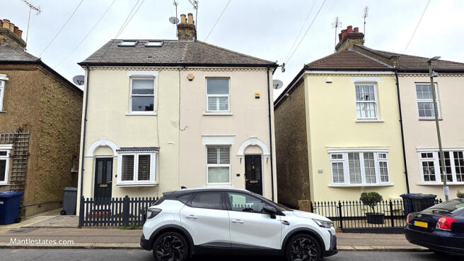2 bed semi-detached house for sale Jackson Road,
