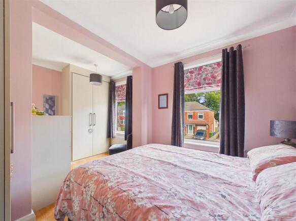 3 bed Semi-Detached for sale Image 7