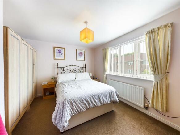 Bedroom:
