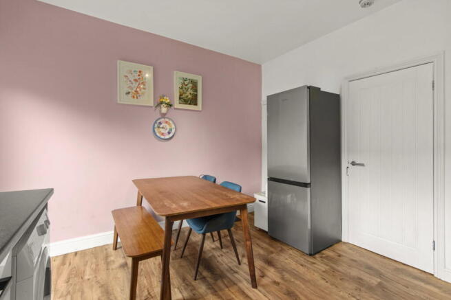 2 bed Terraced for sale Image 8