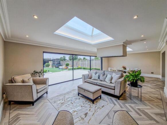 grand sitting room extension