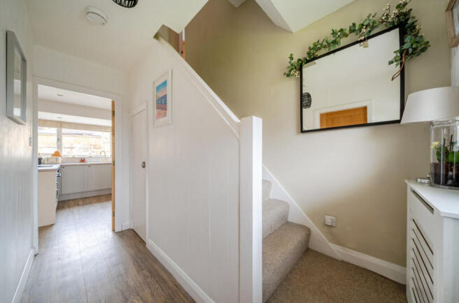 4 bed Semi-Detached for sale Image 9