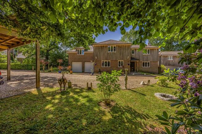 Kingswood House, ...