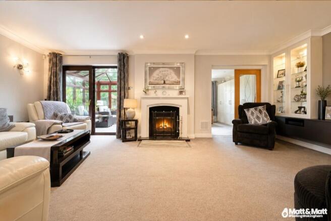 The Pines, Twyford, Reading, Berkshire, RG10 9PA photo 4