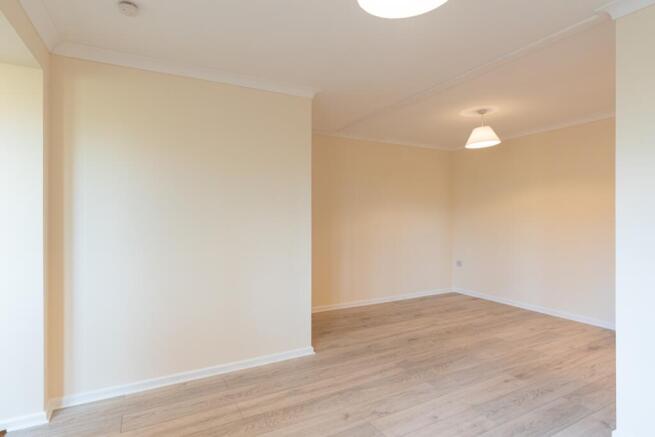 7 Levery Close-04565