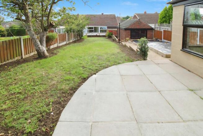 2 bed Bungalow for sale Image 11