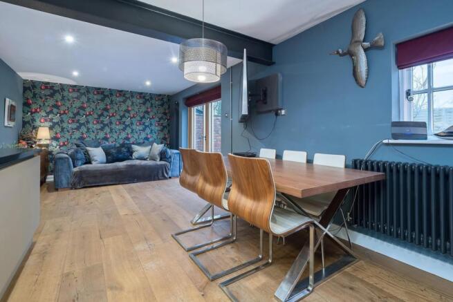Lounge Area