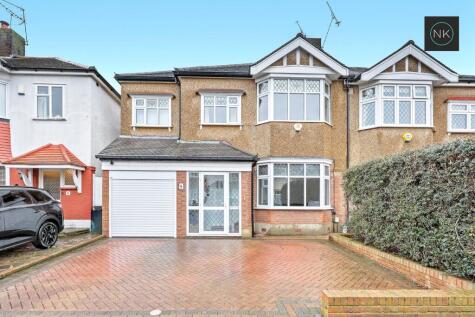 Hurstwood Avenue, South Woodford, London, E18 1NT