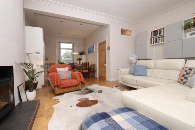 Open Plan Living Dining Kitchen.JPG