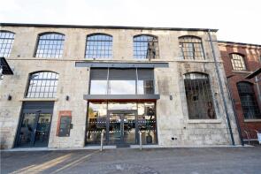 Flat 2, 211 Waterfront House, Lower Bristol Road, Westmoreland, Bath BA2 3DQ