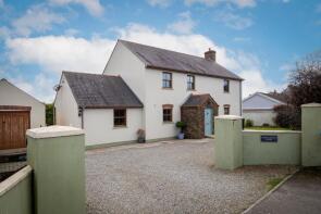 Lower Ground House, Targate Road, Freystrop, Haverfordwest SA62 4EU