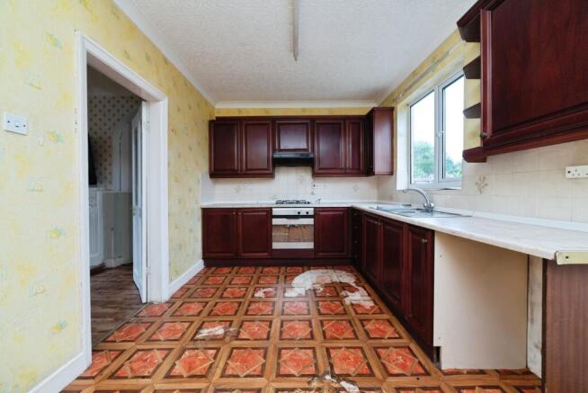 3 bed Terraced for sale Image 7