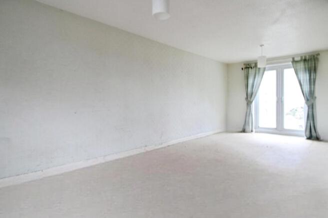 Living Room / Dining Area