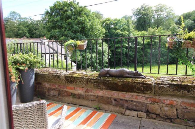 2 bed Terraced for sale Image 11