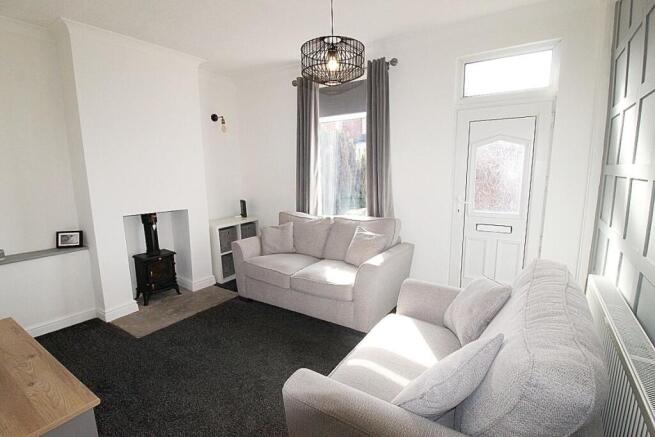 2 bed Terraced for sale Image 8
