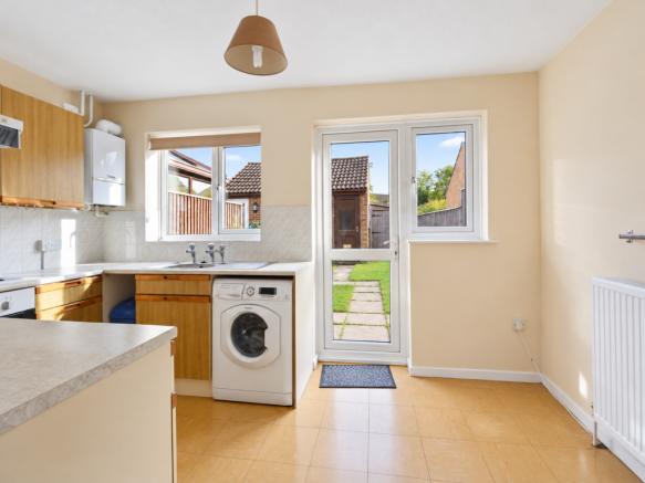 Vane Road, Thame, OX9 3WF photo 2