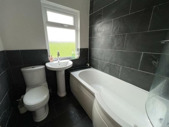 HOUSE BATHROOM