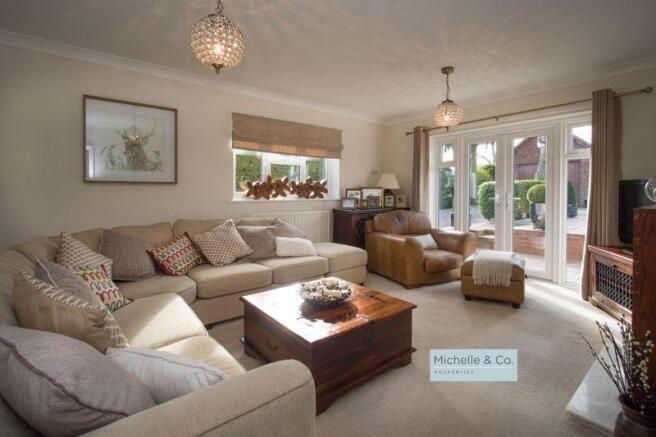 Sumptuous Livi...