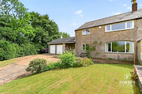 Greengill Bank. Pippin Street, Brindle, PR6