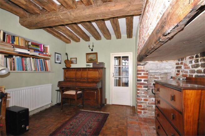 Photo 7