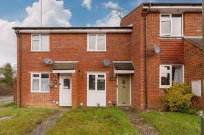 2, Somergate, Horsham RH12 1UJ