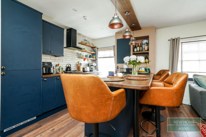 2 bed Apartment for sale Image 6