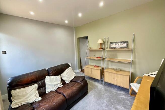 3 bed Terraced for sale Image 5