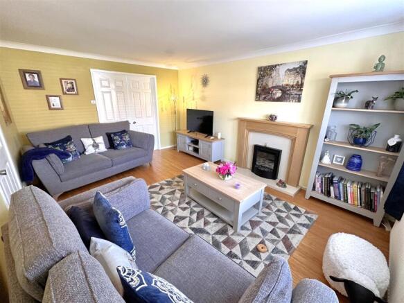 Large Living Room 764