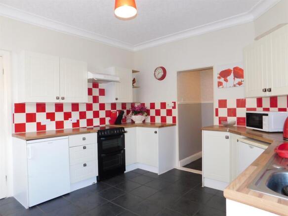 Kitchen 3