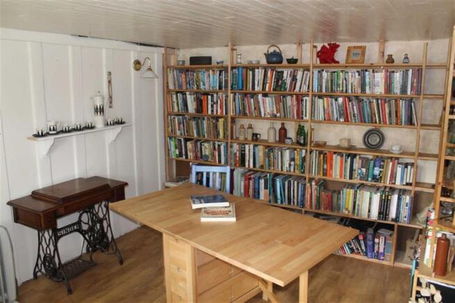 Photo 8