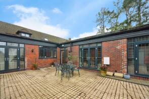 Courtyard Cottage, Manor Court, Stone Hill, Kidderminster DY10 4BF