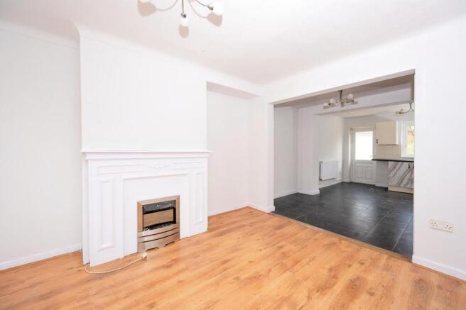 Living Room/Kitchen