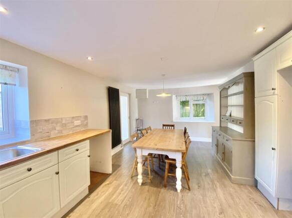 3 bed End of Terrace for sale Image 6