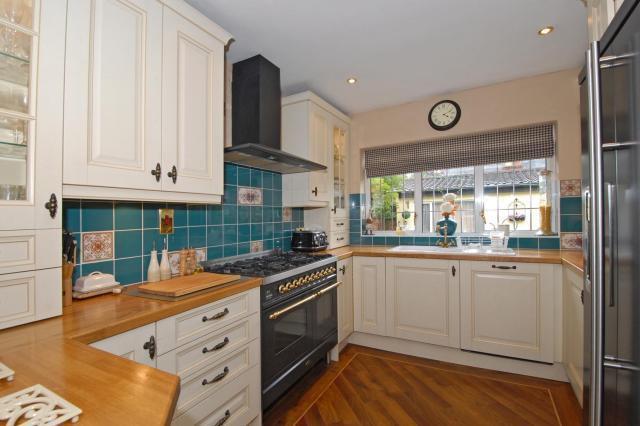 Modern Kitchen