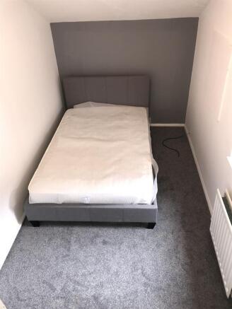 3 bed Private Halls to rent Image 7