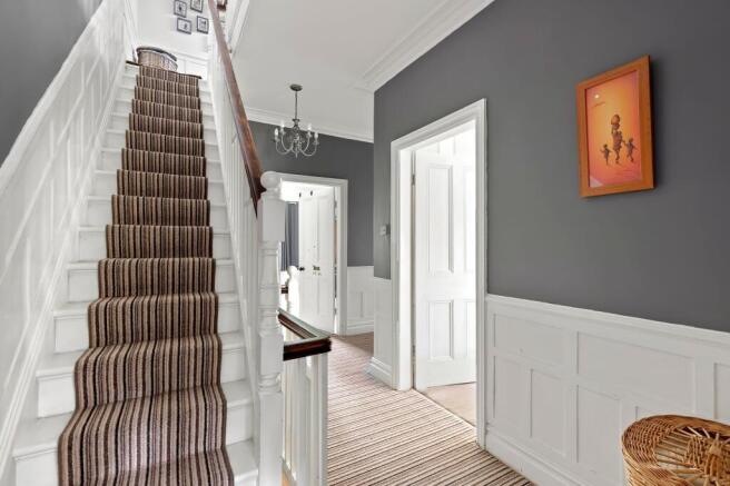6 bed Semi-Detached for sale Image 12