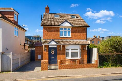 Woodstock Road South, St. Albans, Hertfordshire, AL1