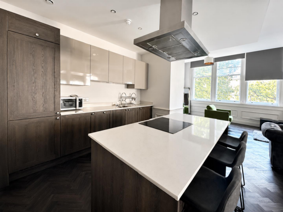 dining kitchen.png