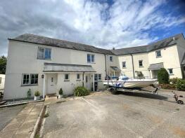 2, Kensa Kew, Helston TR12 6JP