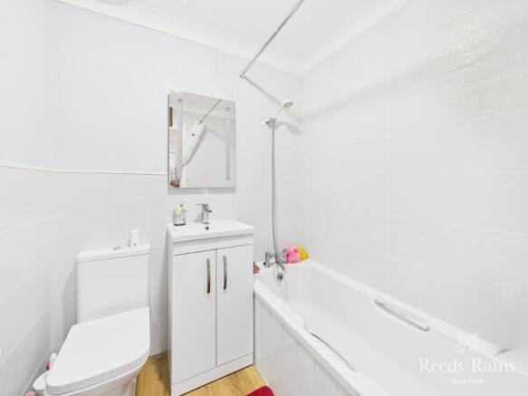3 bed Detached for sale Image 7