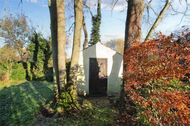 Outbuilding