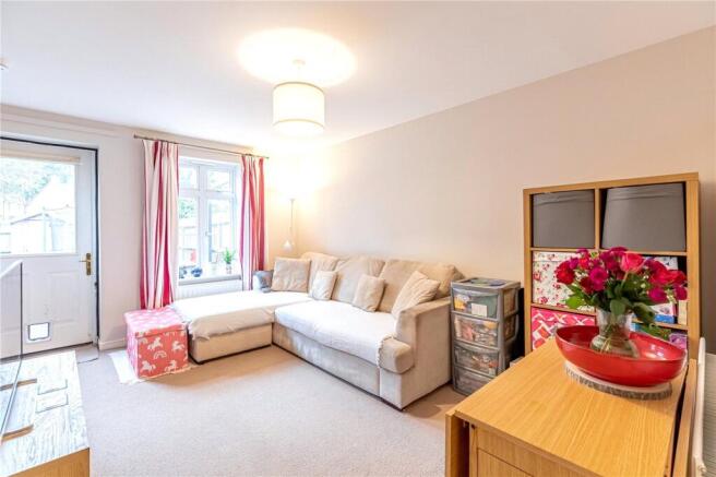 Wythe Close, Hermitage, Thatcham, RG18 photo 3
