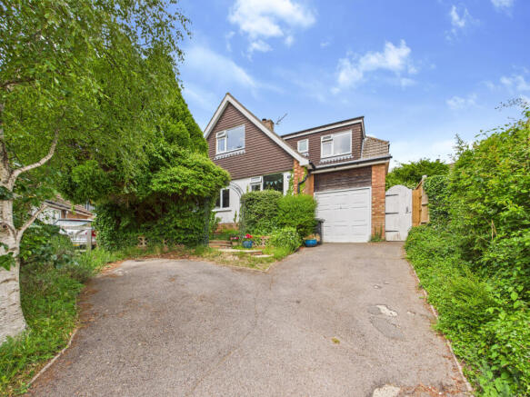 CAM01354G0-PR0516-STILL021