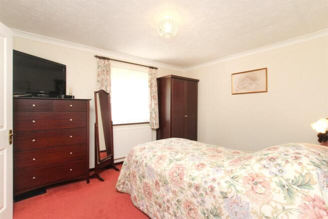 07 Master Bedroom