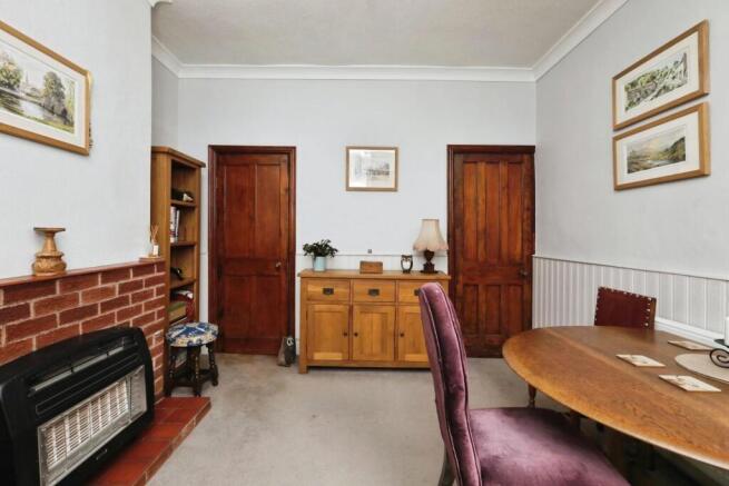 3 bed House for sale Image 11