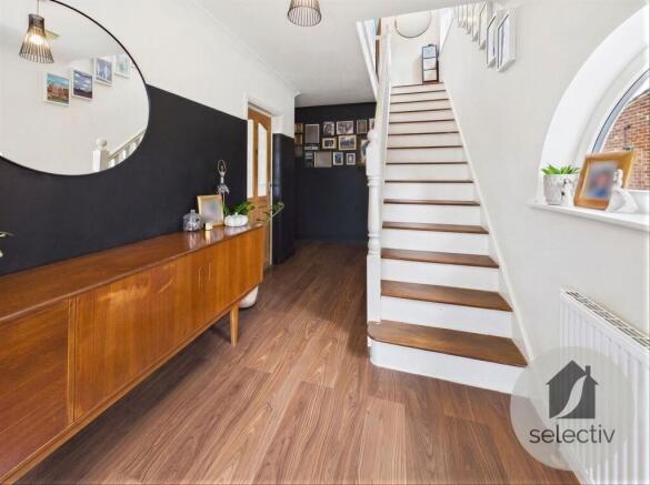 3 bed Semi-Detached for sale Image 8