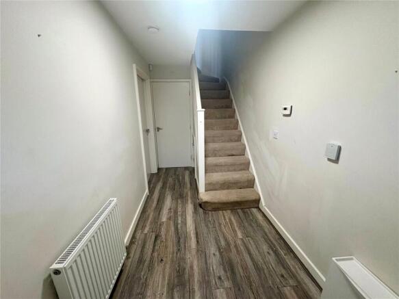3 bed Semi-Detached for sale Image 10