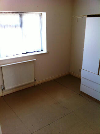 BEDROOM 2