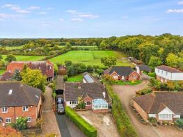 87, Blean Common, Canterbury CT2 9JH