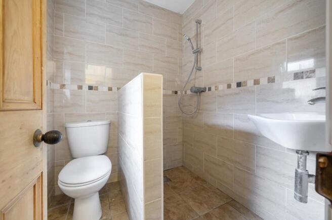 2 bed Terraced for sale Image 10